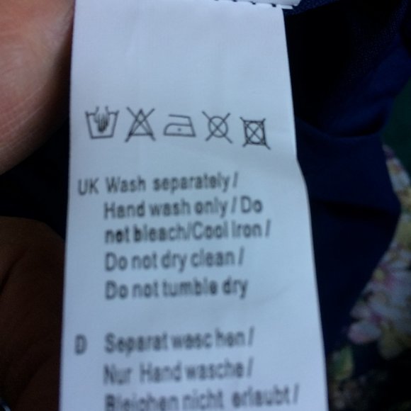 DJT Floral Dress NWOT Size M with  3/4 sleeve - Picture 9 of 12